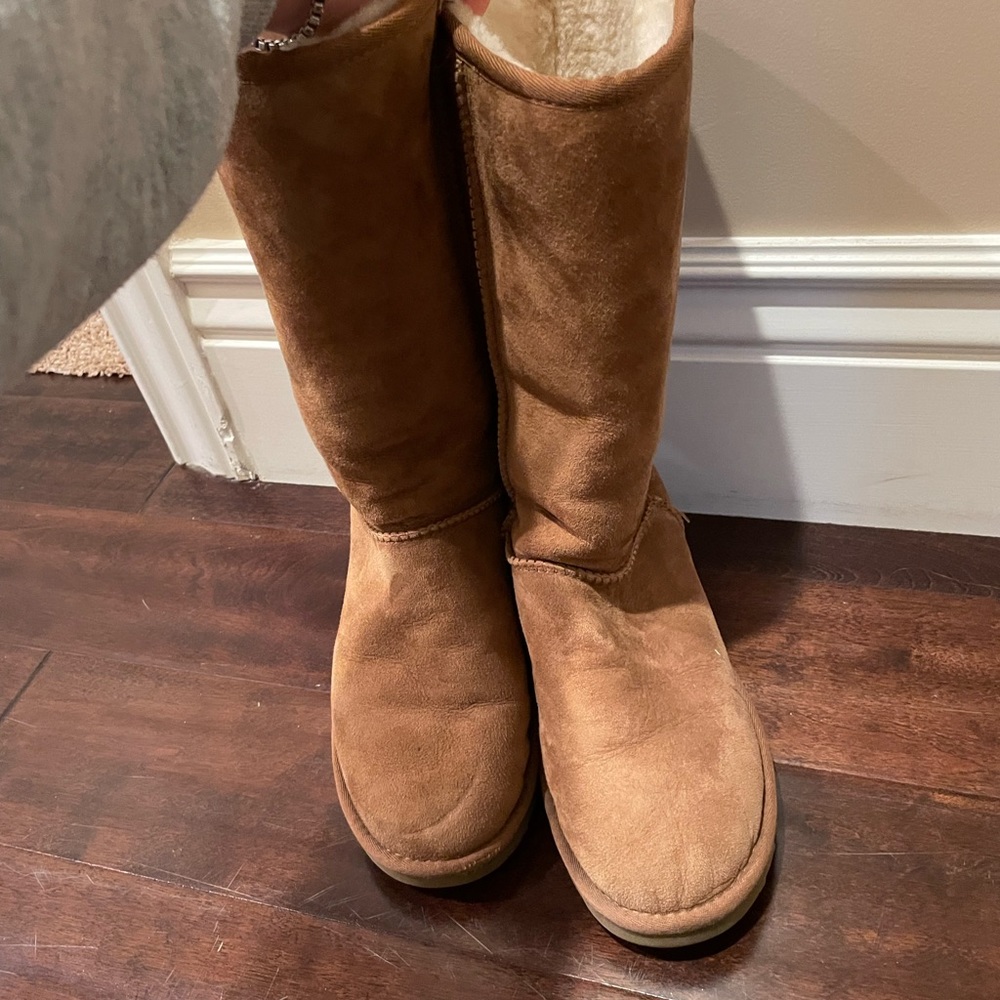Classic Talk Uggs